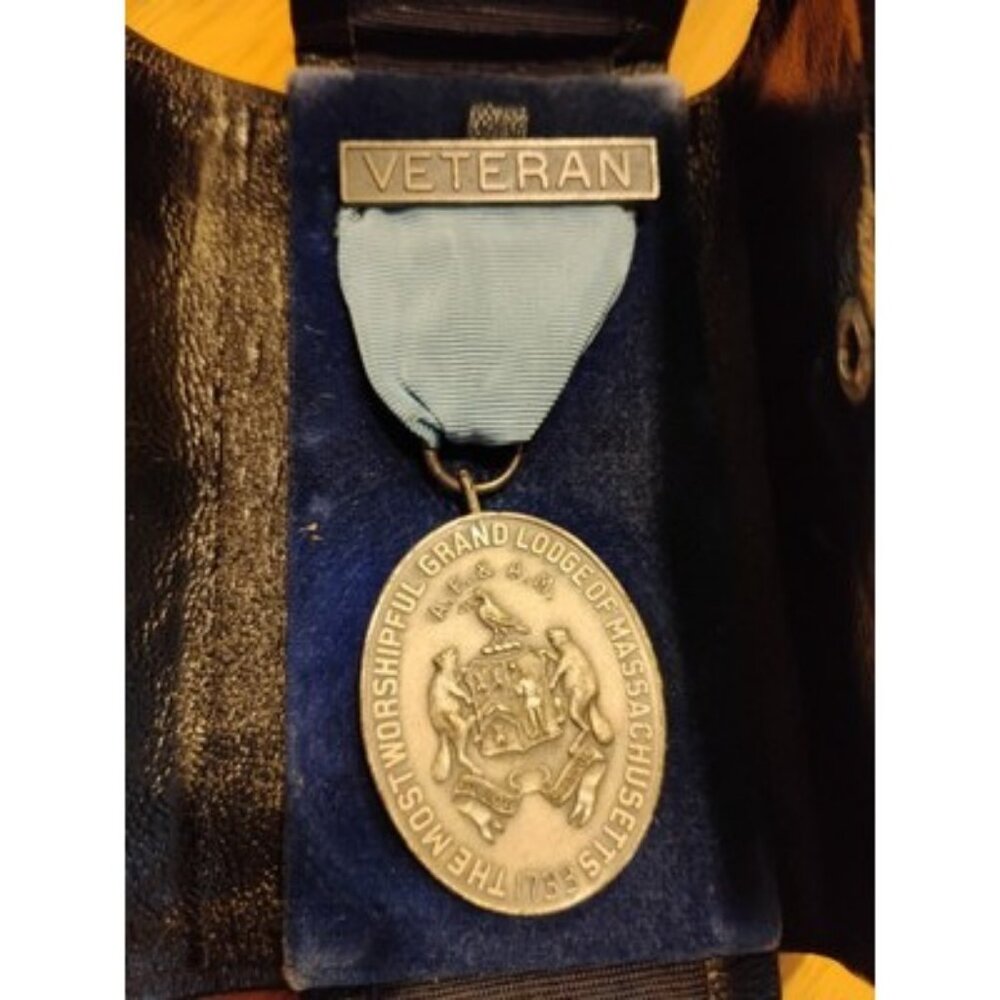 1914 Masonic Grand Lodge MA 50 Year Veteran Medal Engraved Joshua Jones